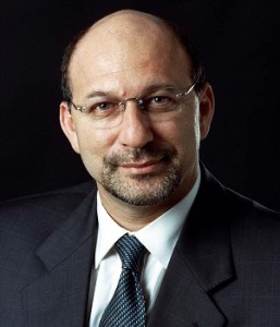 Trevor Manuel 257x300 Manuel challenges Techies 